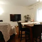 Bed & Breakfast Joe